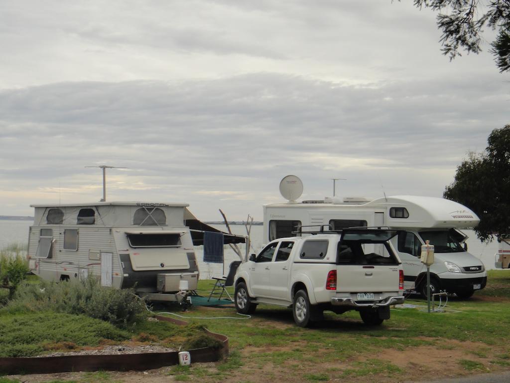 Hotel Lake Albert Caravan Park à Meningie Extérieur photo