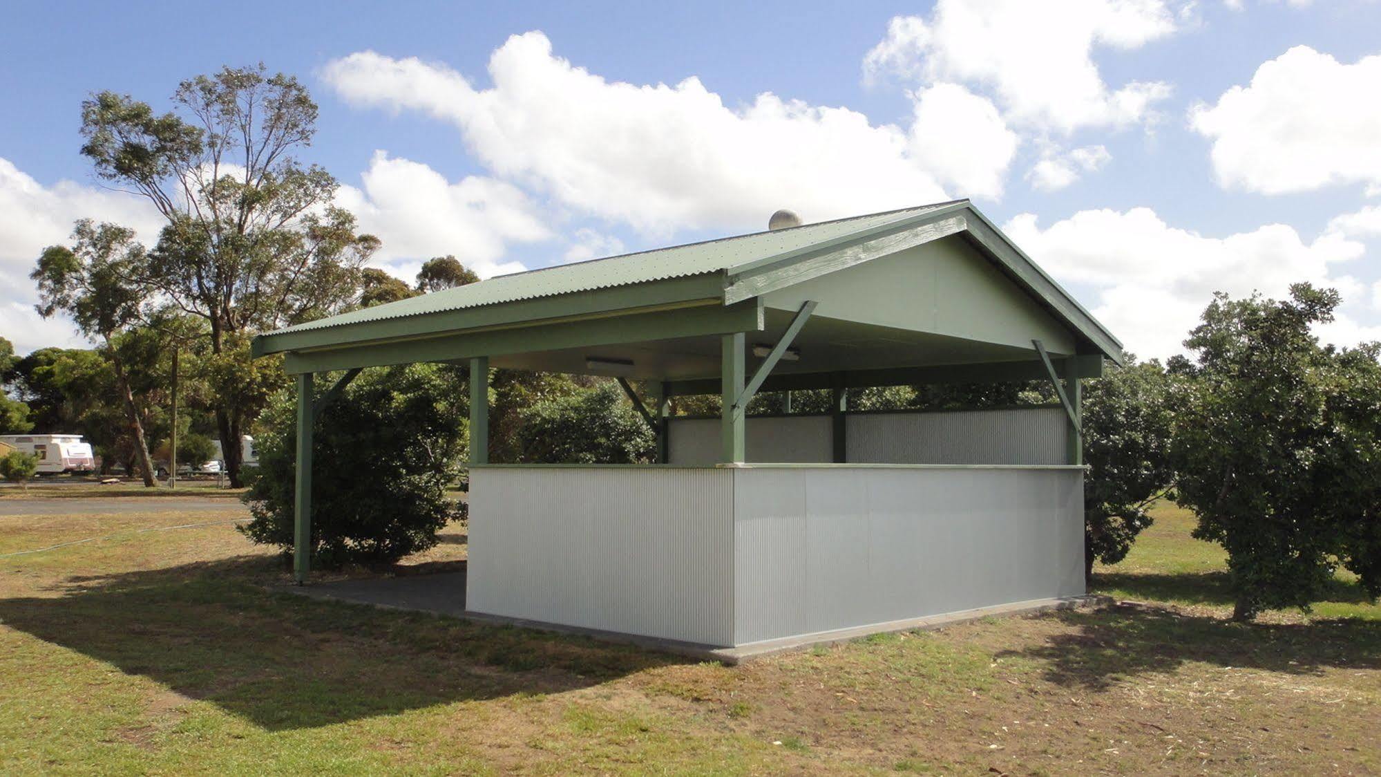 Hotel Lake Albert Caravan Park à Meningie Extérieur photo